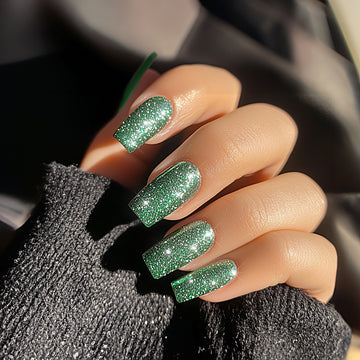 Flash Sale Mistletoe Magic Reflective Glitter Gel Nail Polish 7.5ml #36 - Limited Time 64% OFF